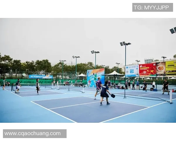 重庆网球队的反击之道：深度解析网球竞技背后的策略与精神